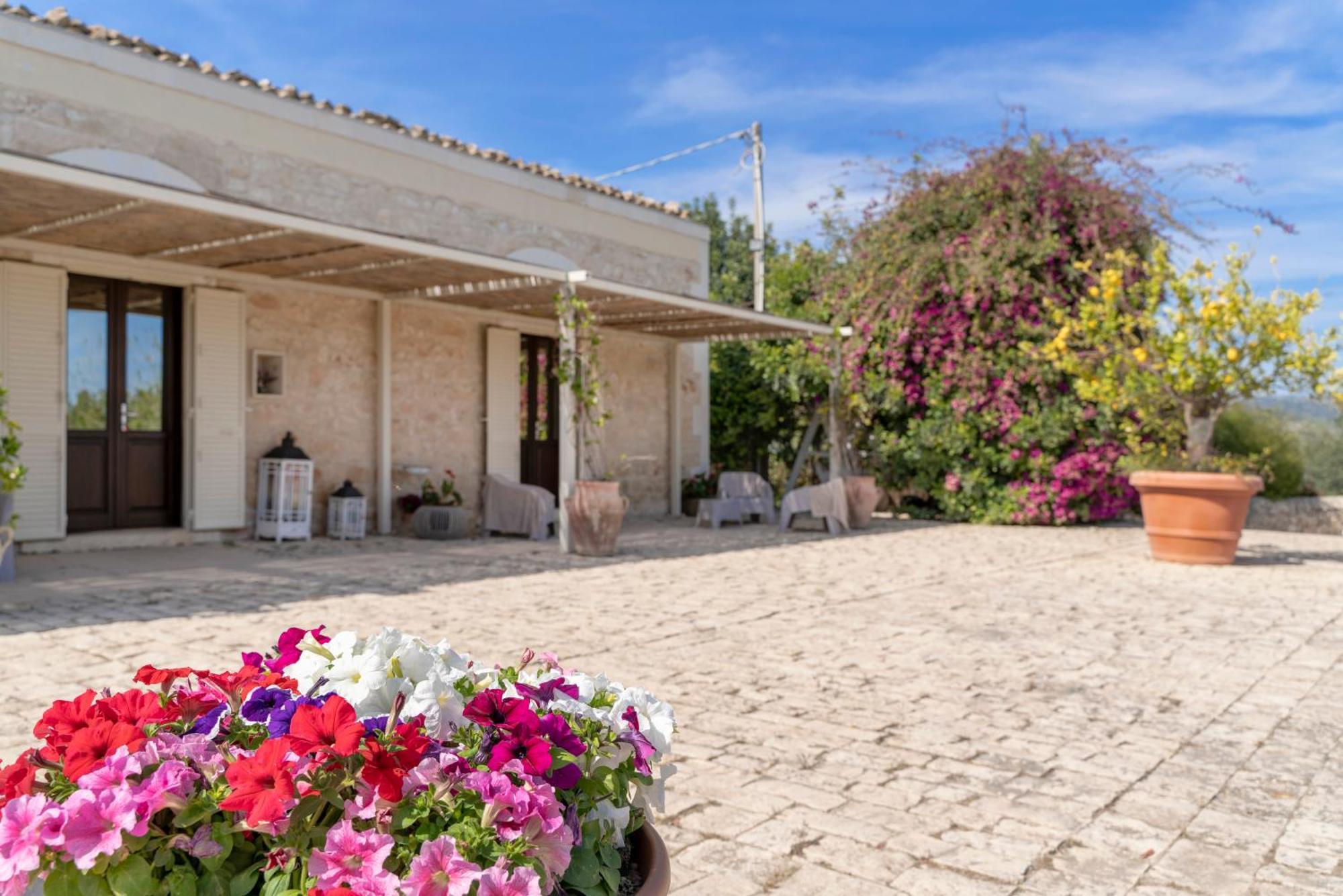 Villa Baglio Donna Concetta Noto Exterior foto